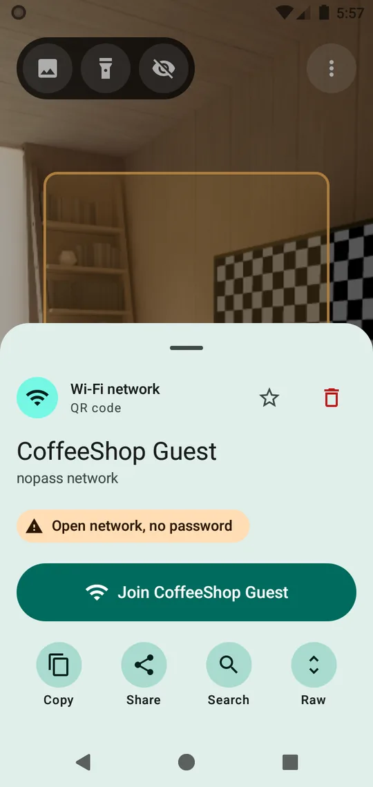 Ein von Verdetto gelesenes WLAN: der Netzwerkname, ein Hinweis, dass es offen und ohne Passwort ist, und ein Button „Verbinden“.